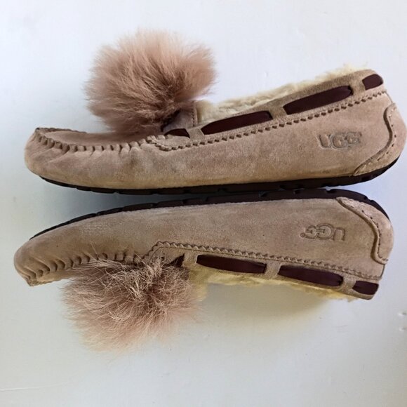 UGG Dakota Pom Pom Slipper Pink Size 10 - Picture 4 of 9